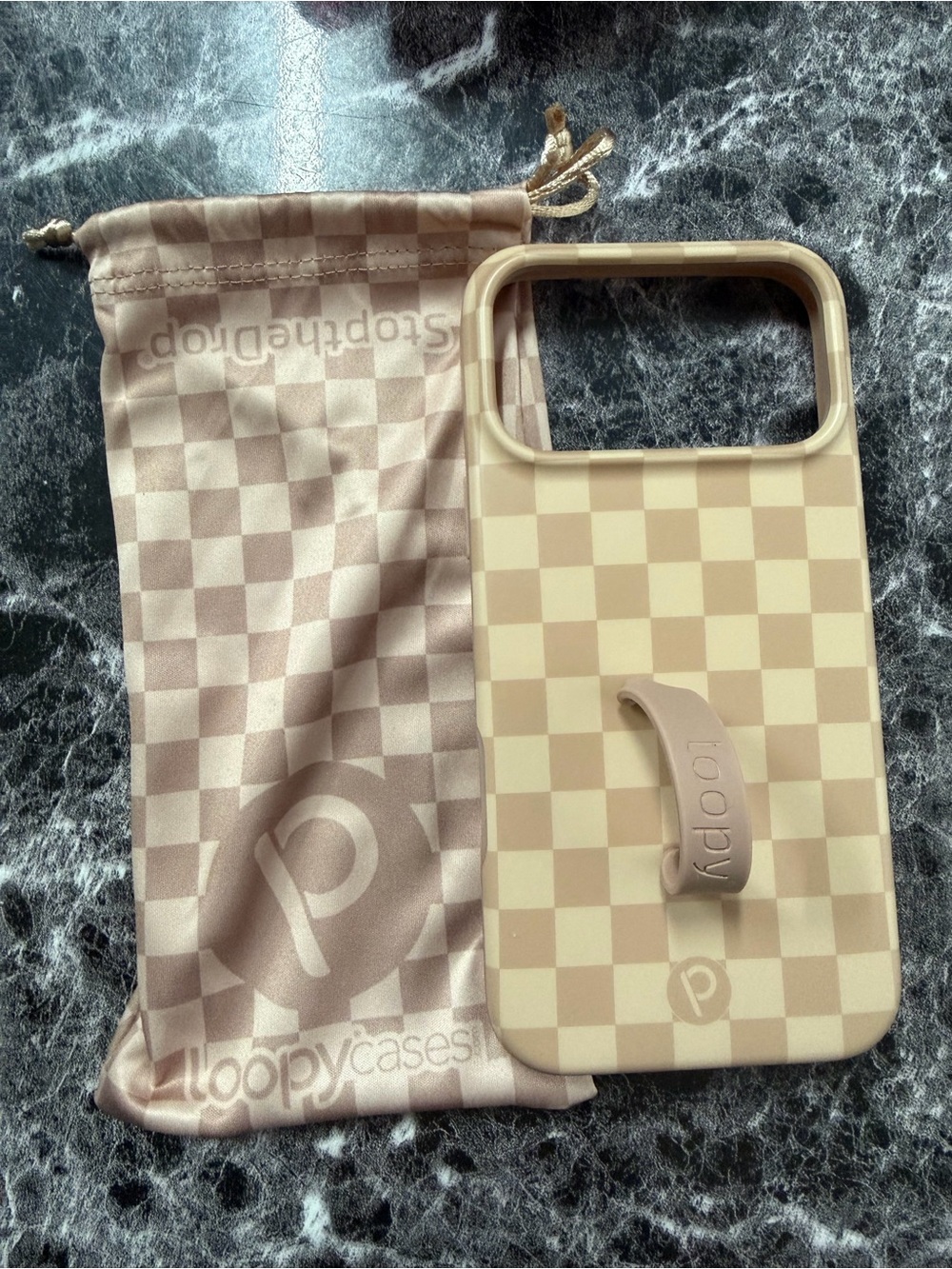 Loopy Case Beige Checkered Phone Case with Loop Grip